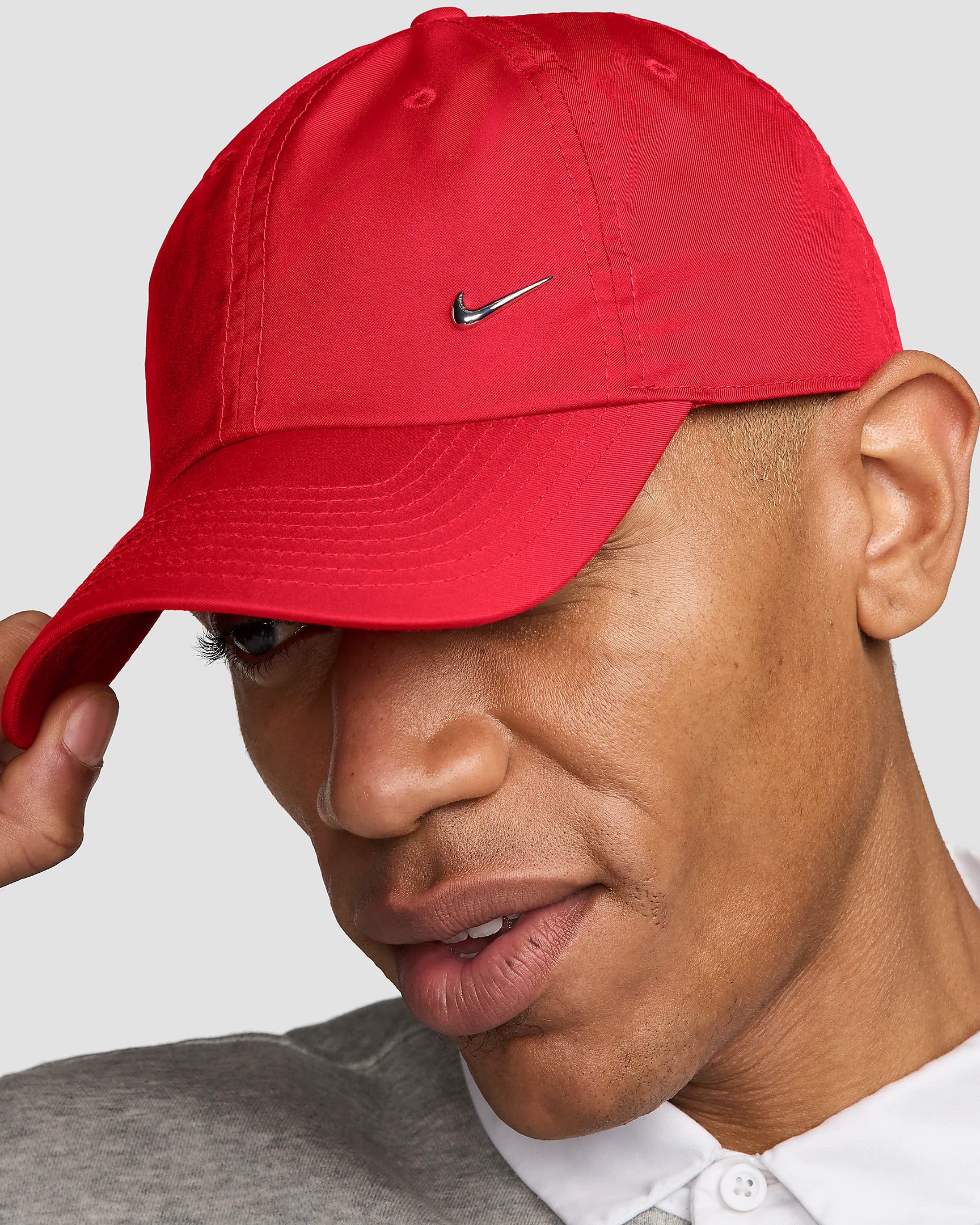 Unisex Dri-Fit Club Metal Swoosh Adjustable Cap