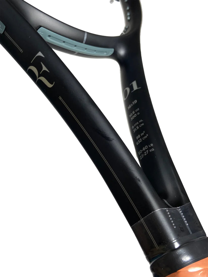 RF 01 Tennis Racket (Unstrung)