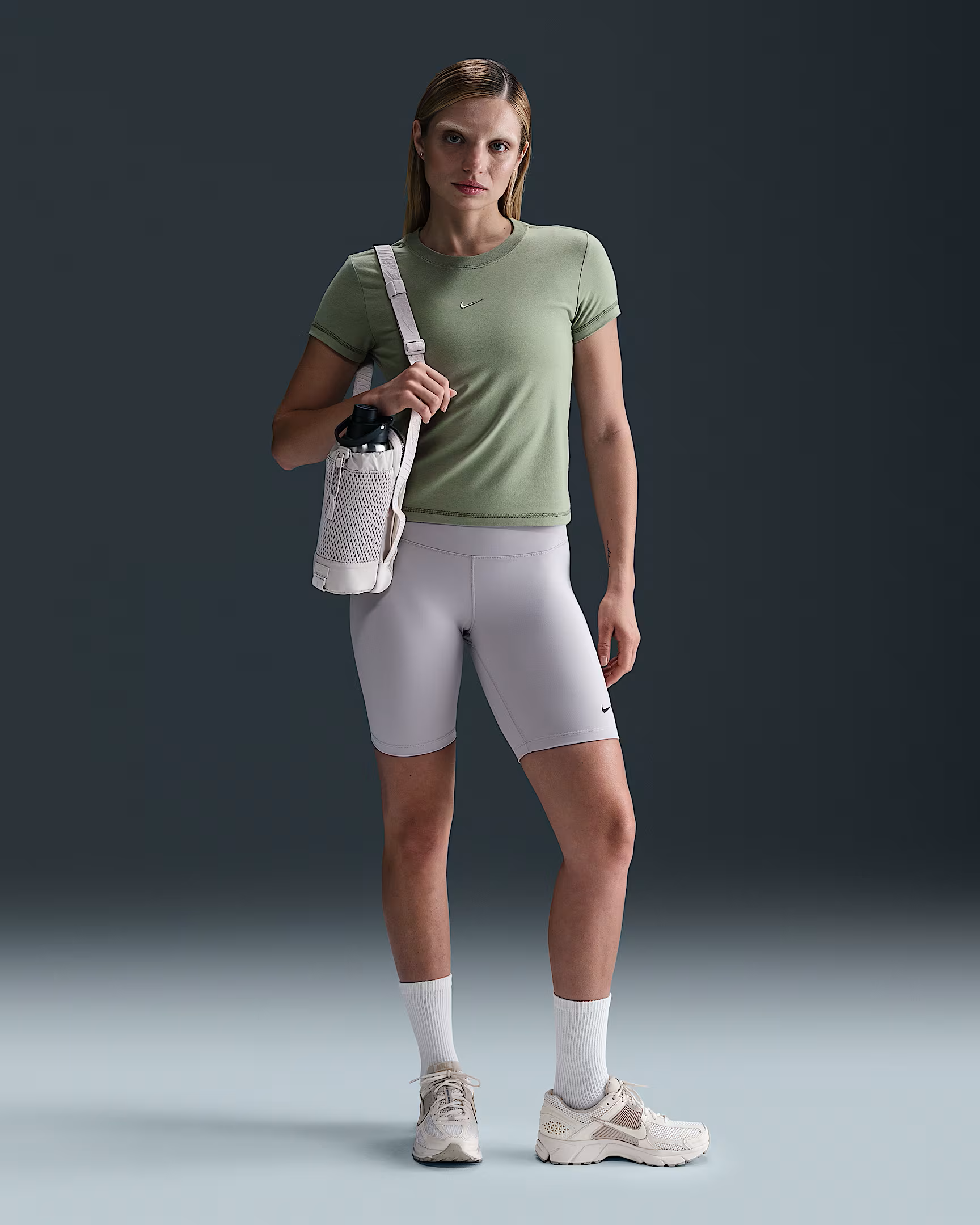 Womens Sportswear Chill Knit Mid Crop