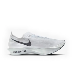 Mens ZoomX Streakfly 2 Running Shoe
