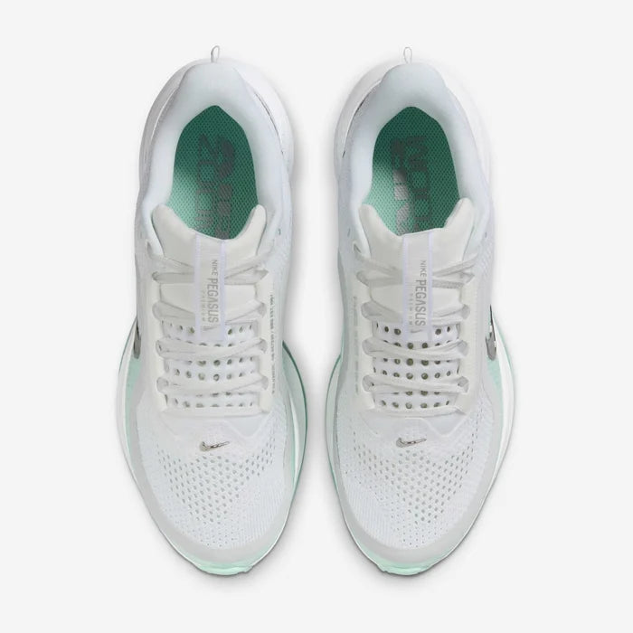 Womens Pegasus Premium Running Shoe