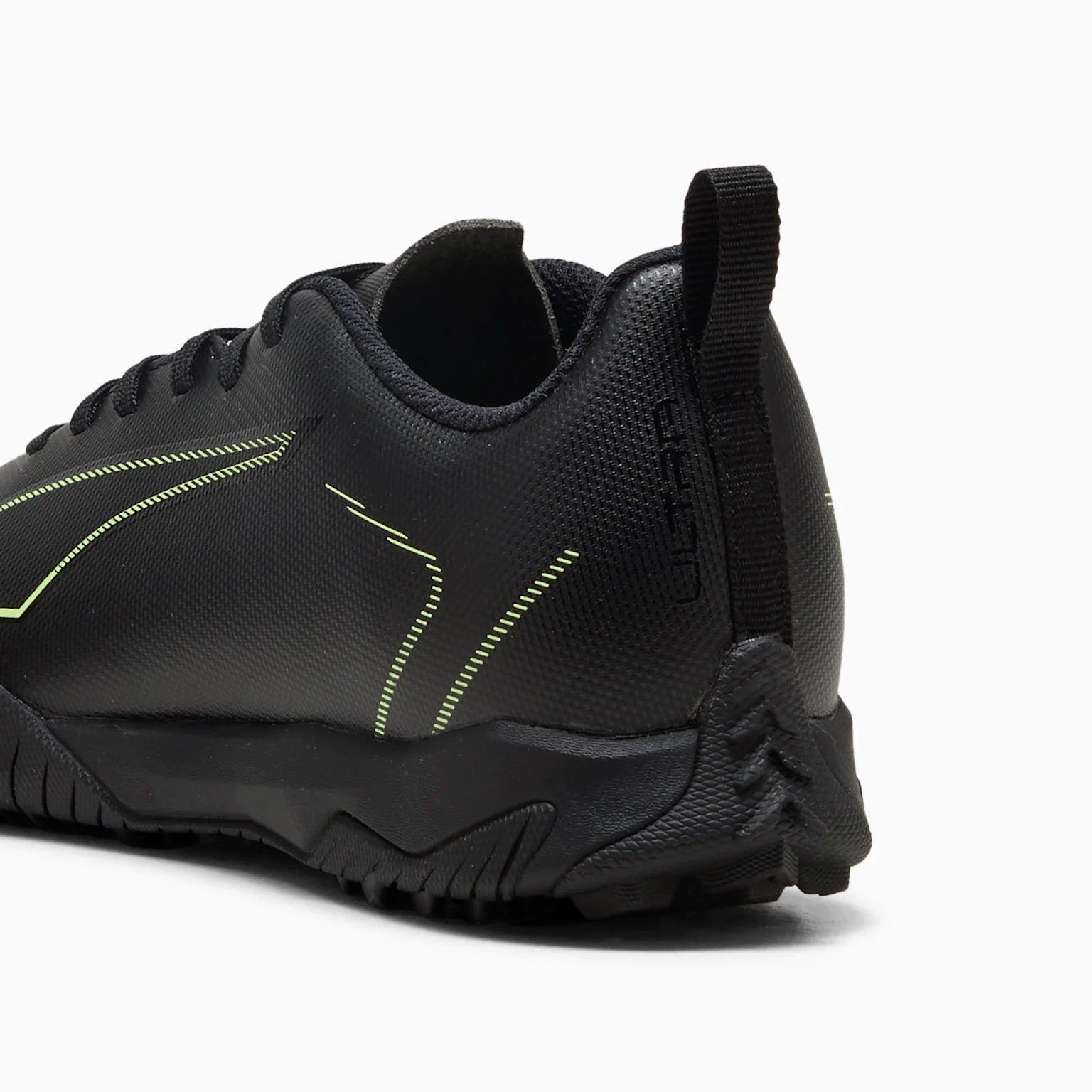 Junior ULTRA 6 Play Turf Boot