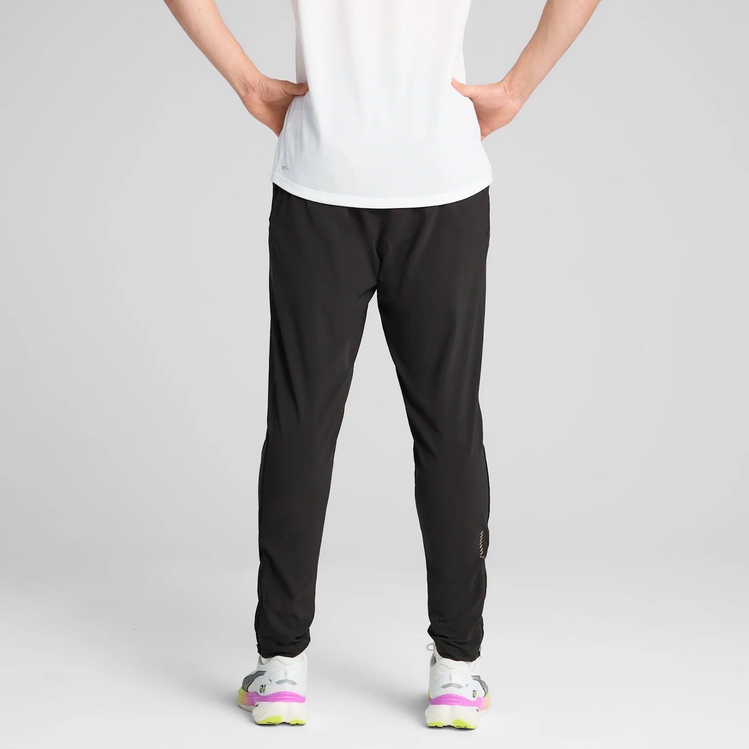 Mens Run Velocity Tapered Pant