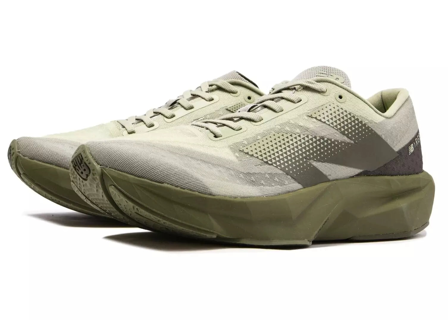 Mens FuelCell Rebel v4 Running Shoe