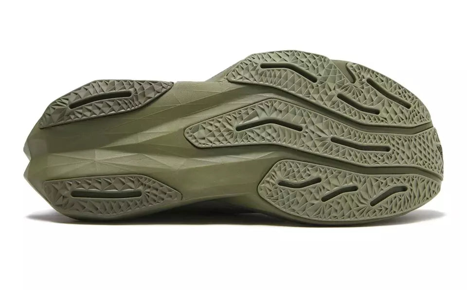 Mens FuelCell Rebel v4 Running Shoe