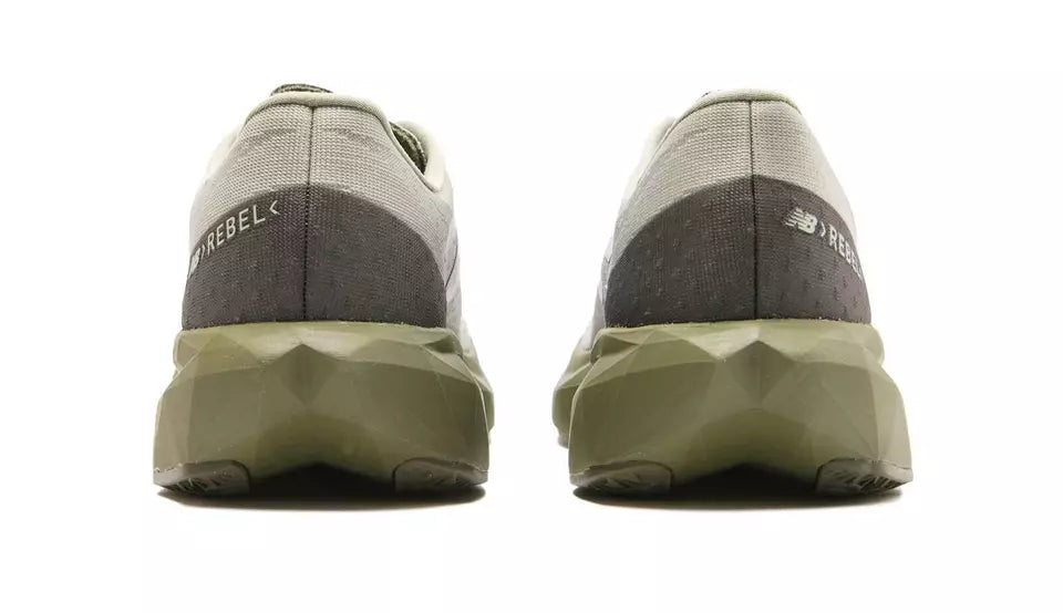 Mens FuelCell Rebel v4 Running Shoe