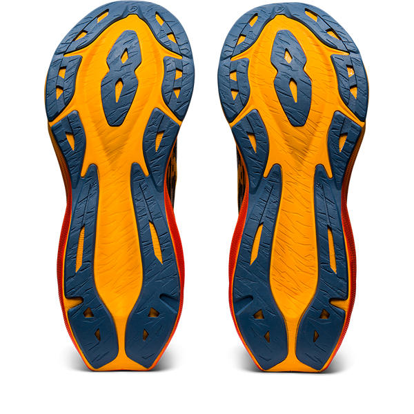 Mens Novablast 3 Running Shoe