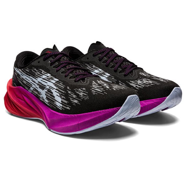 Womens Novablast 3 Running Shoe