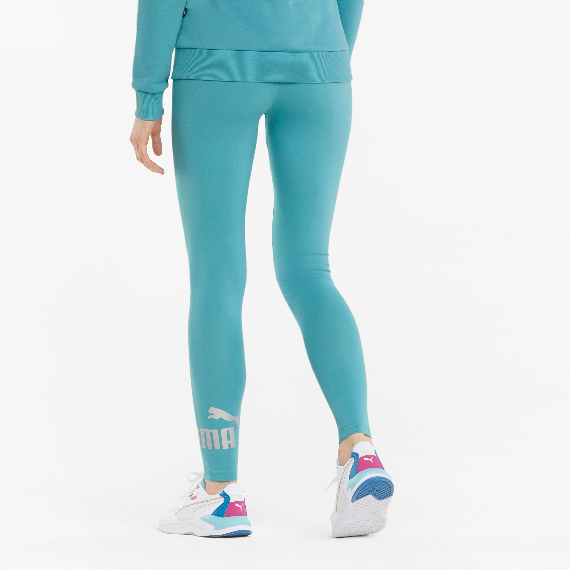 بنطلون ضيق للنساء مع لوجو