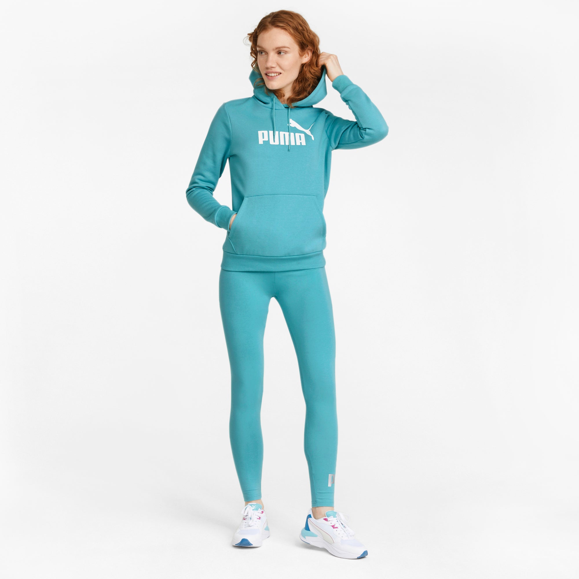 بنطلون ضيق للنساء مع لوجو