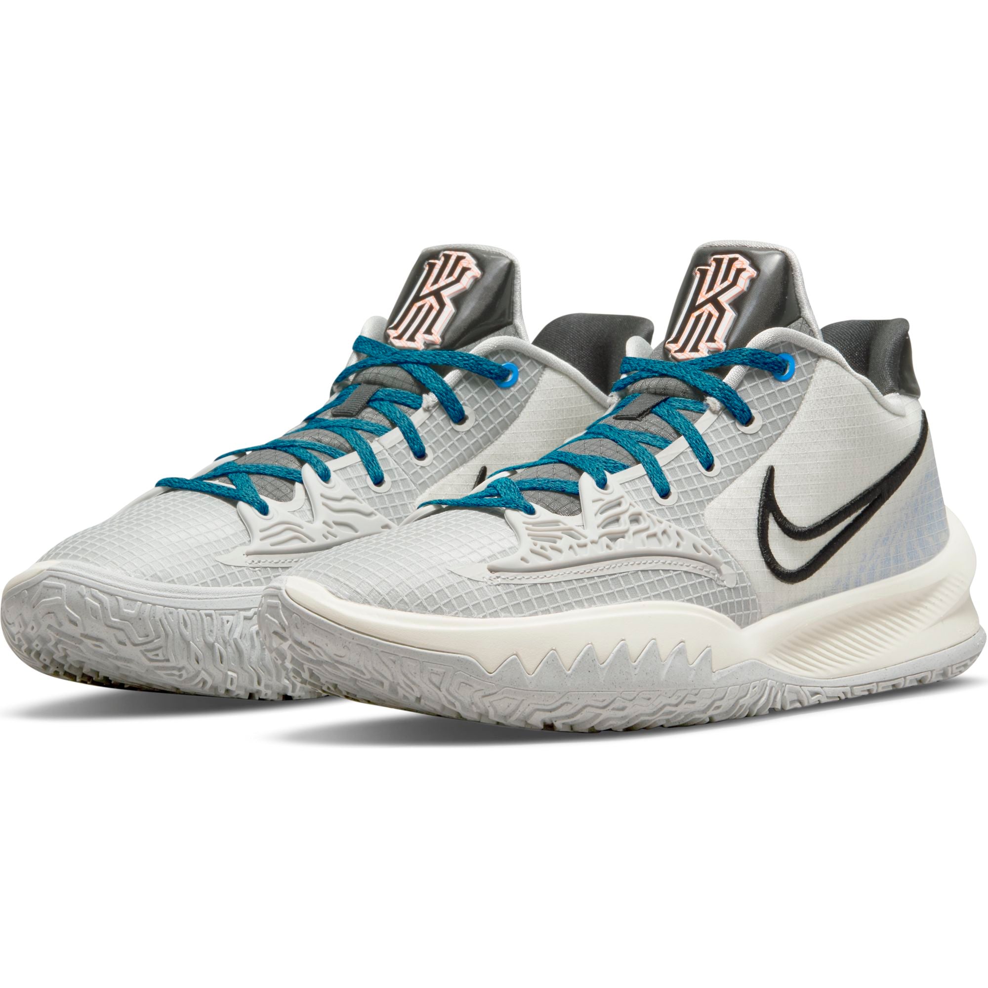 Mens Kyrie Low 4 Basketball Shoe