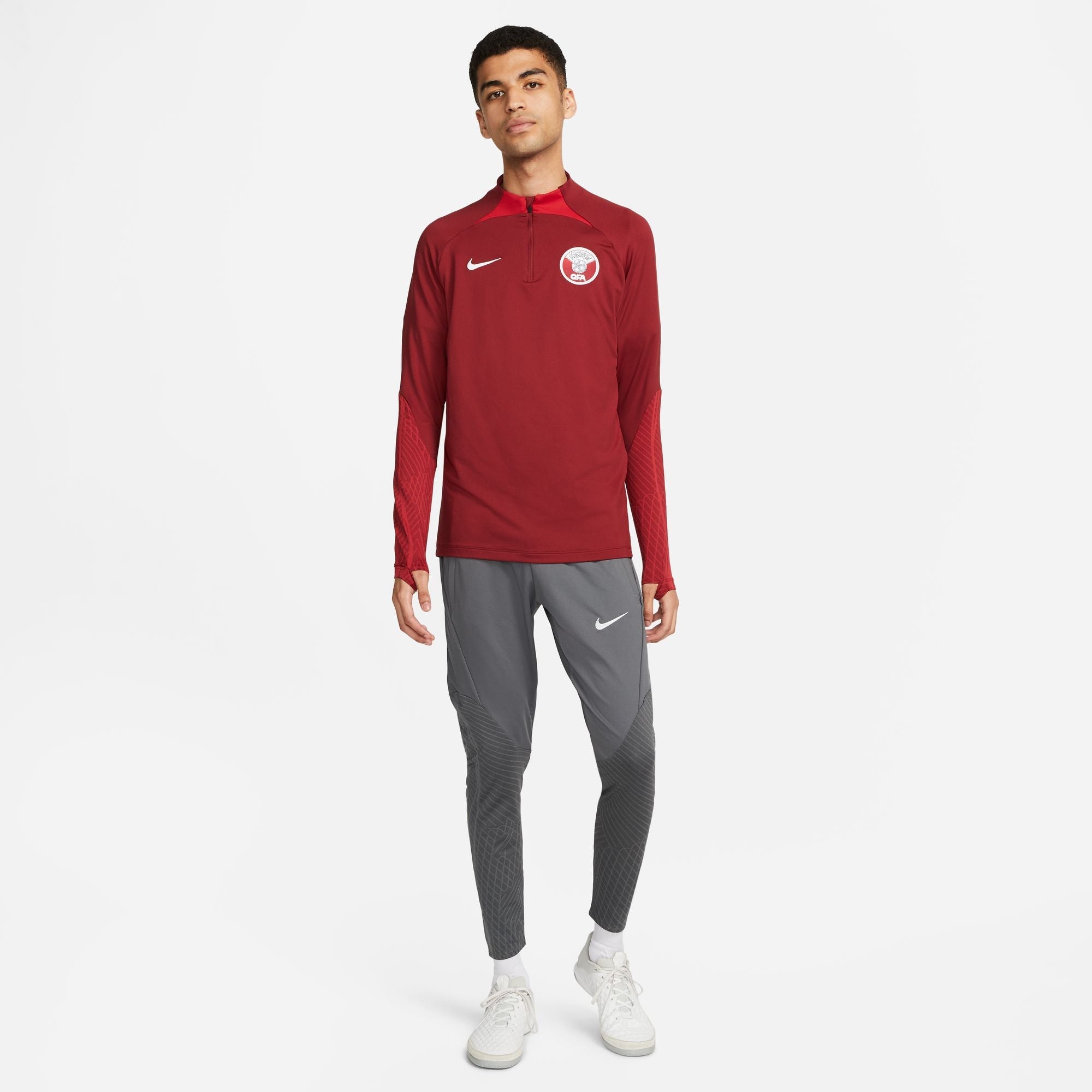 Mens Qatar World Cup 2022 Strike Drill Top