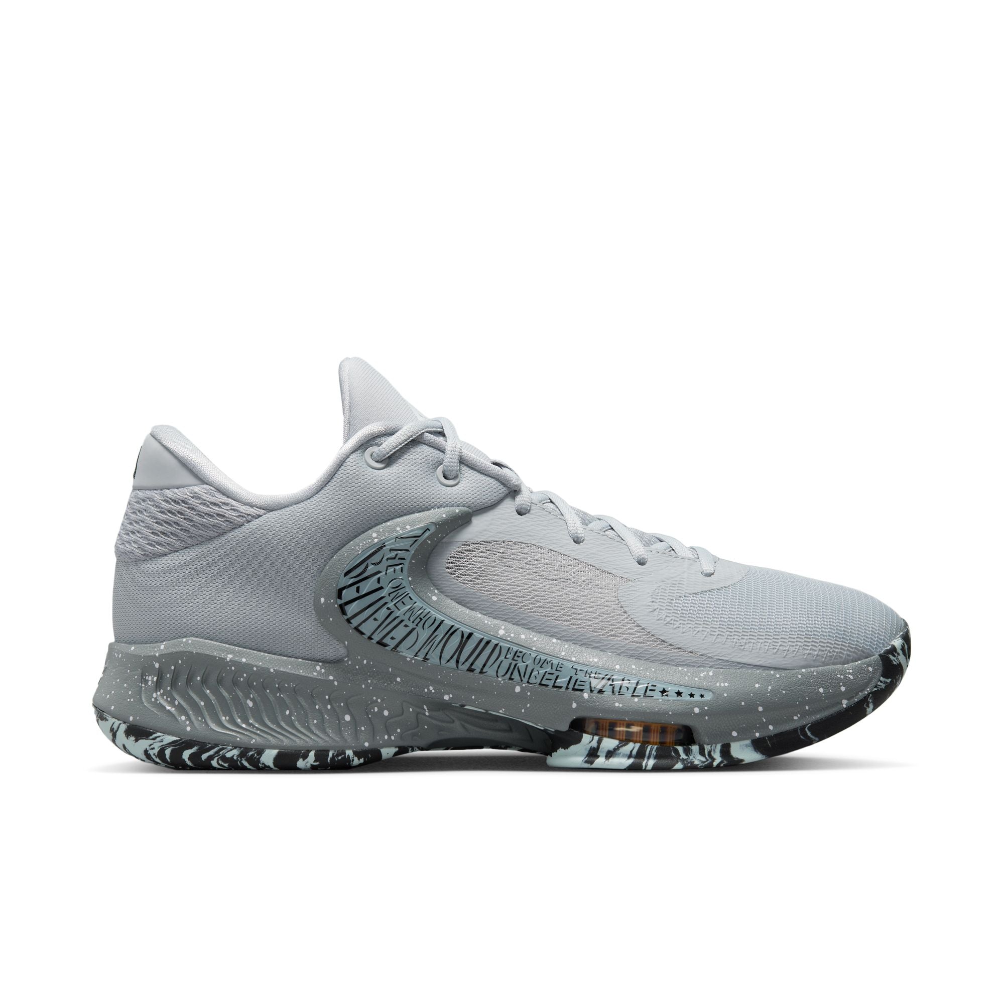 Zoom Freak 4
