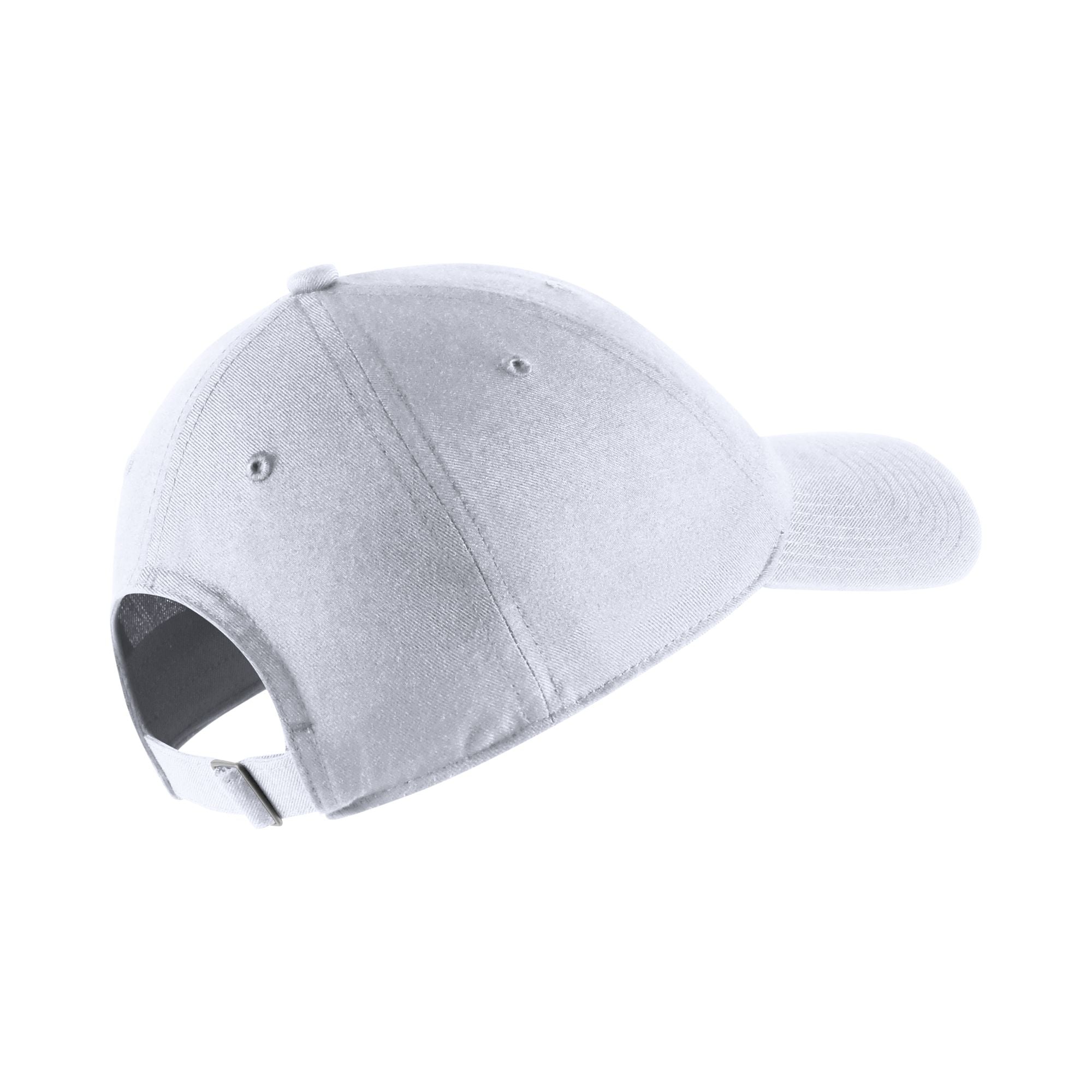 قبعة قابلة للتعديل بشعار الرابطة الوطنية لكرة السلة