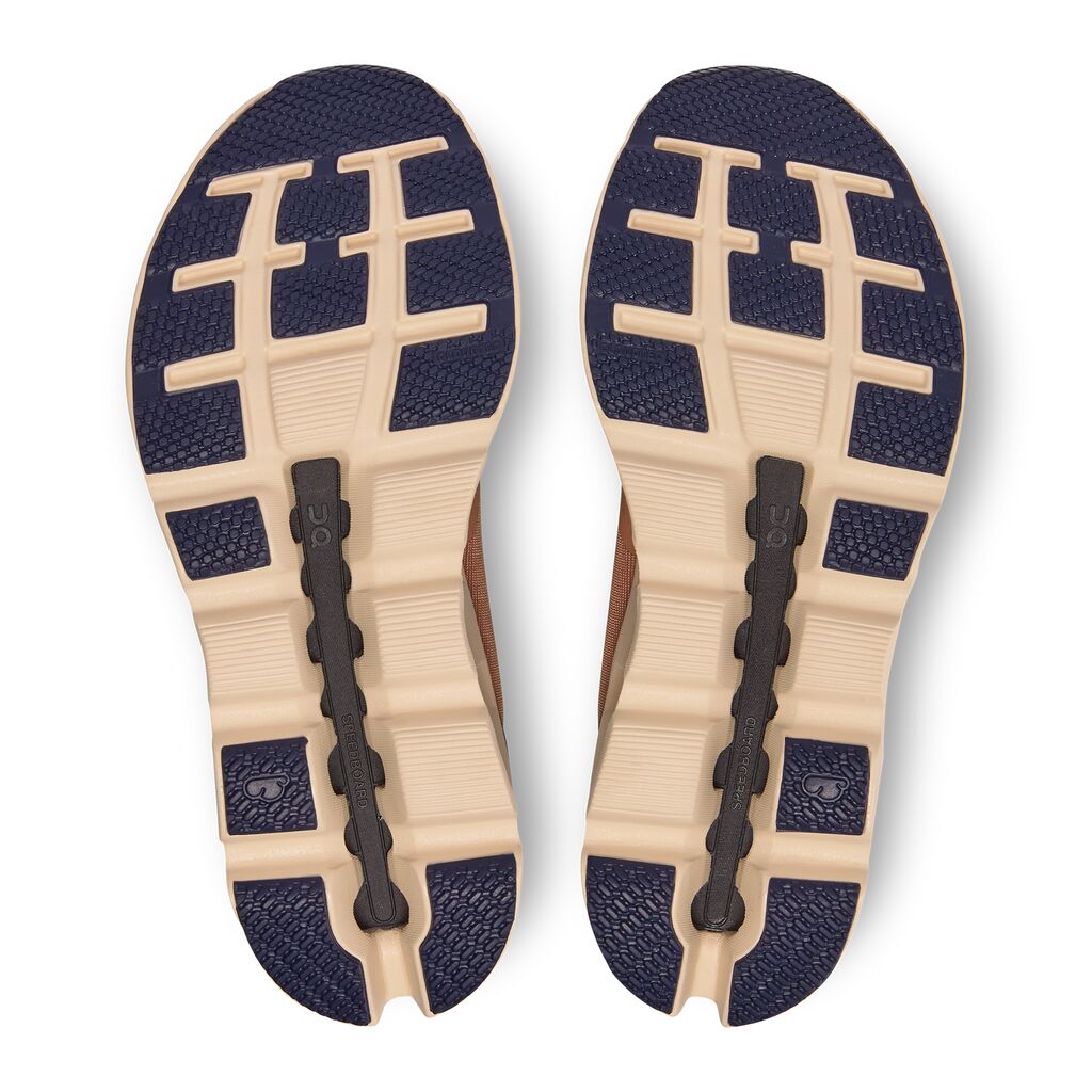 Womens Cloudstratus Running Shoe