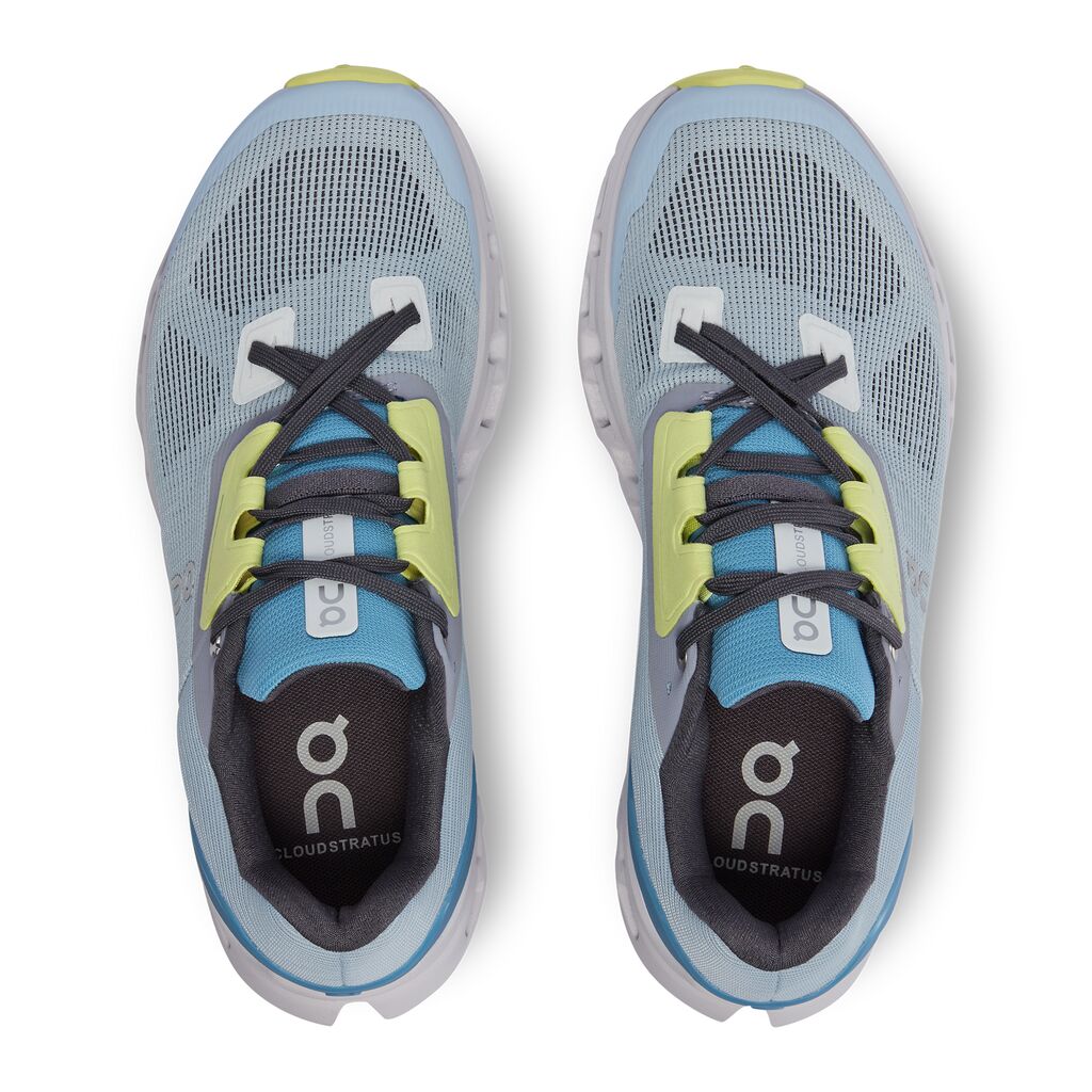 Womens Cloudstratus Running Shoe