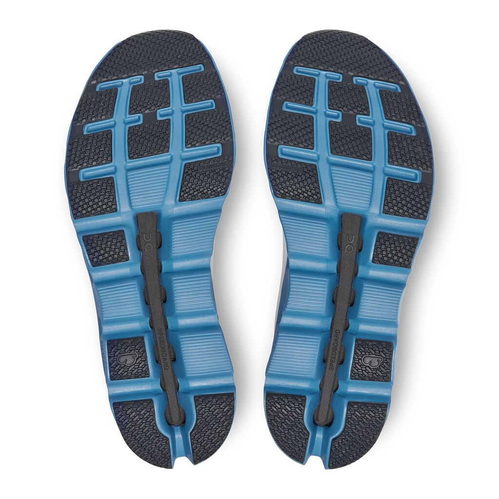 Mens Cloudstratus Running Shoe