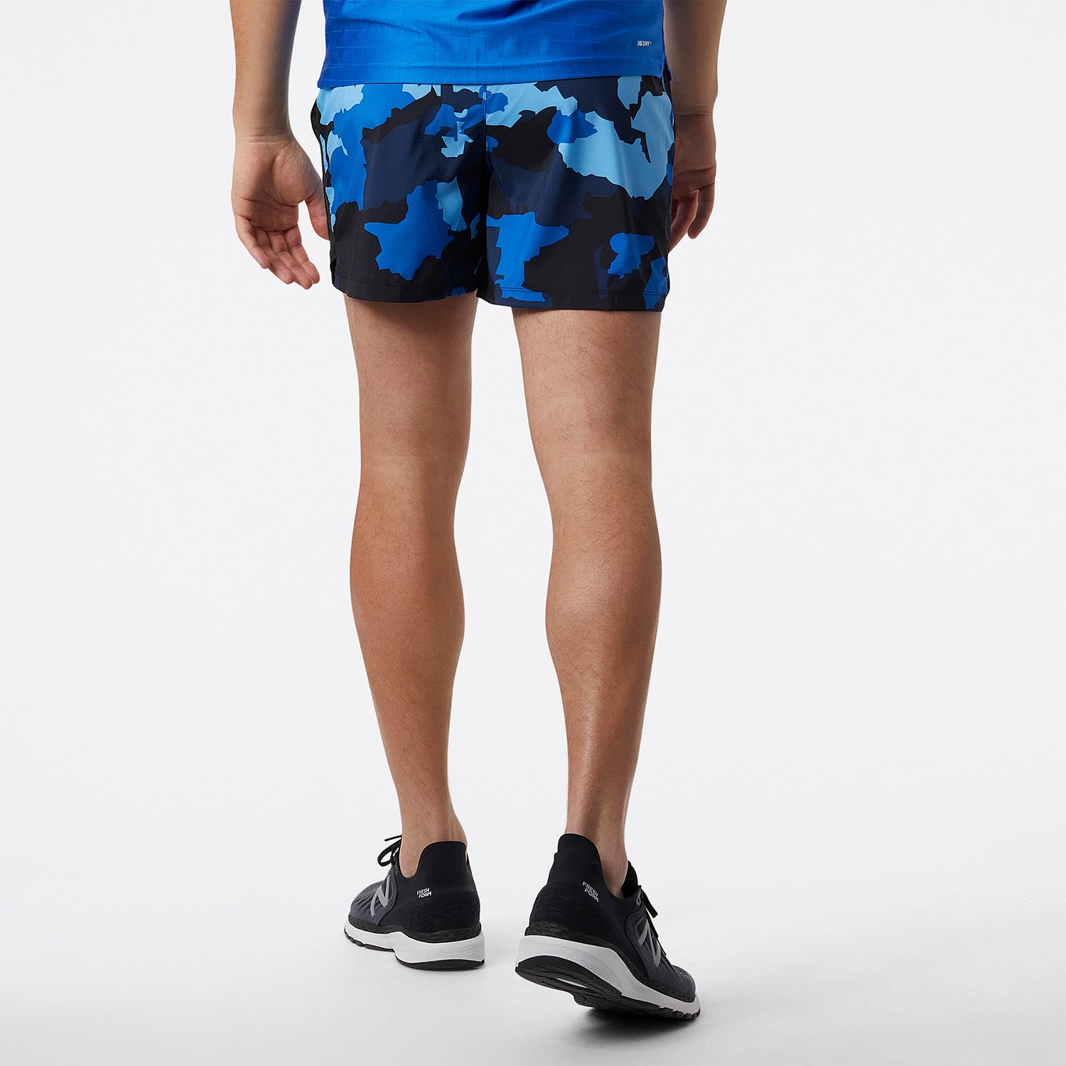 شورت ركض برنتد مقاس ٥ إنش للرجال