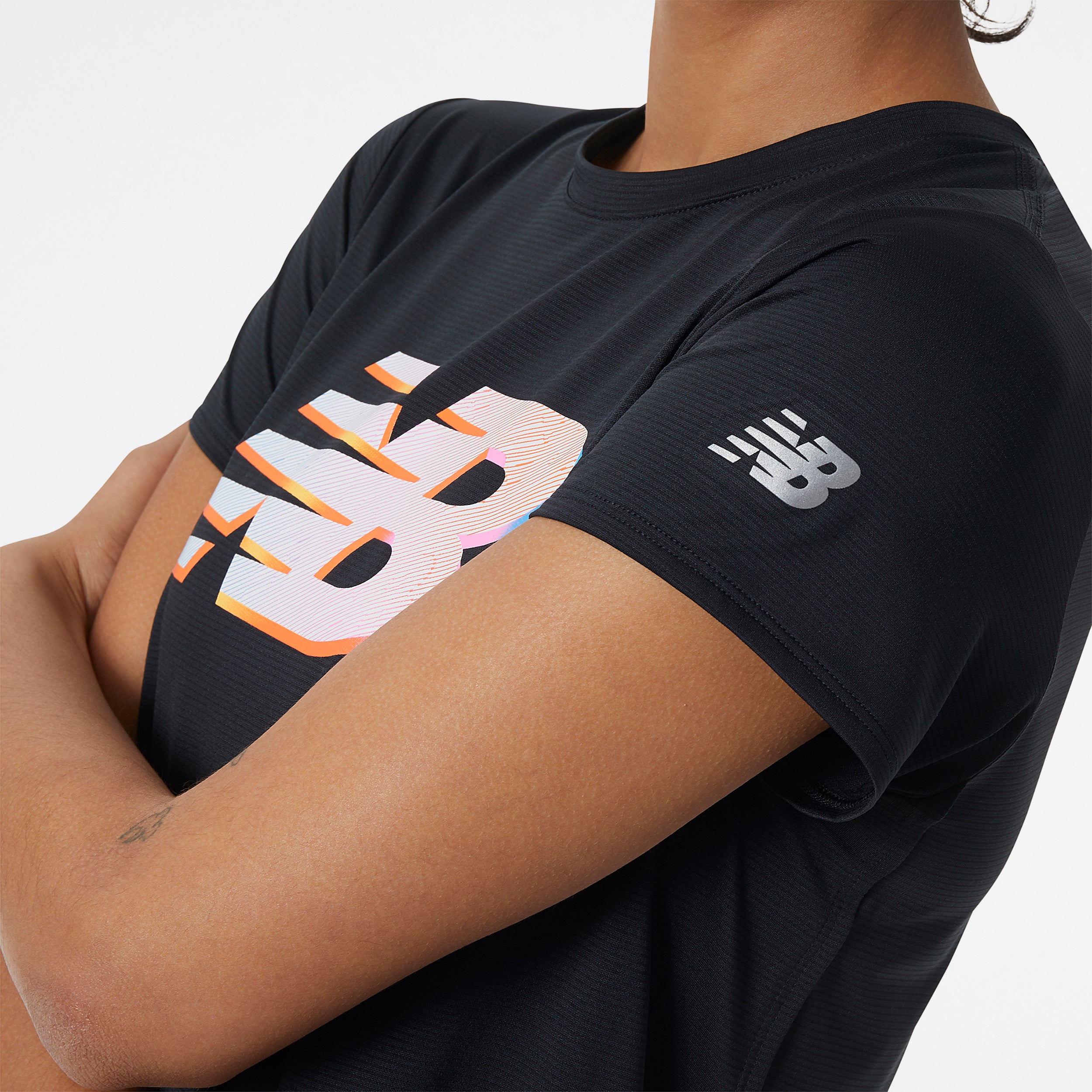 Womens Running Accelerate Logo Short Sleeve T-Shirt